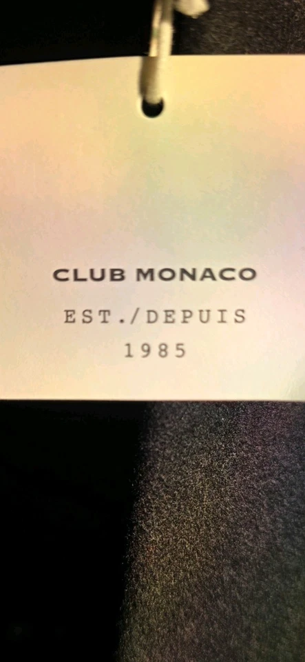 Club Monaco Foto 3 de 4