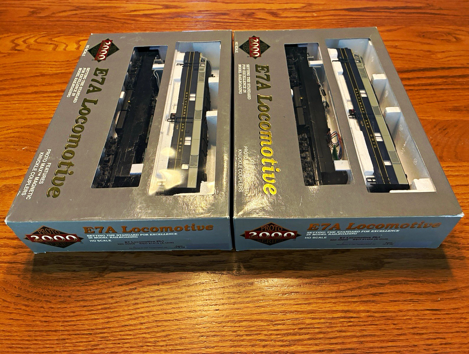 PROTO 2000 HO E7A Diesel Locomotives B&O 1419/1424 DCC Ready Lights