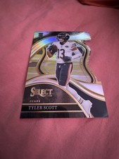2023 Panini Select Club Level Tyler Scott #210 Silver Prizm Die-Cut (RC) Bears