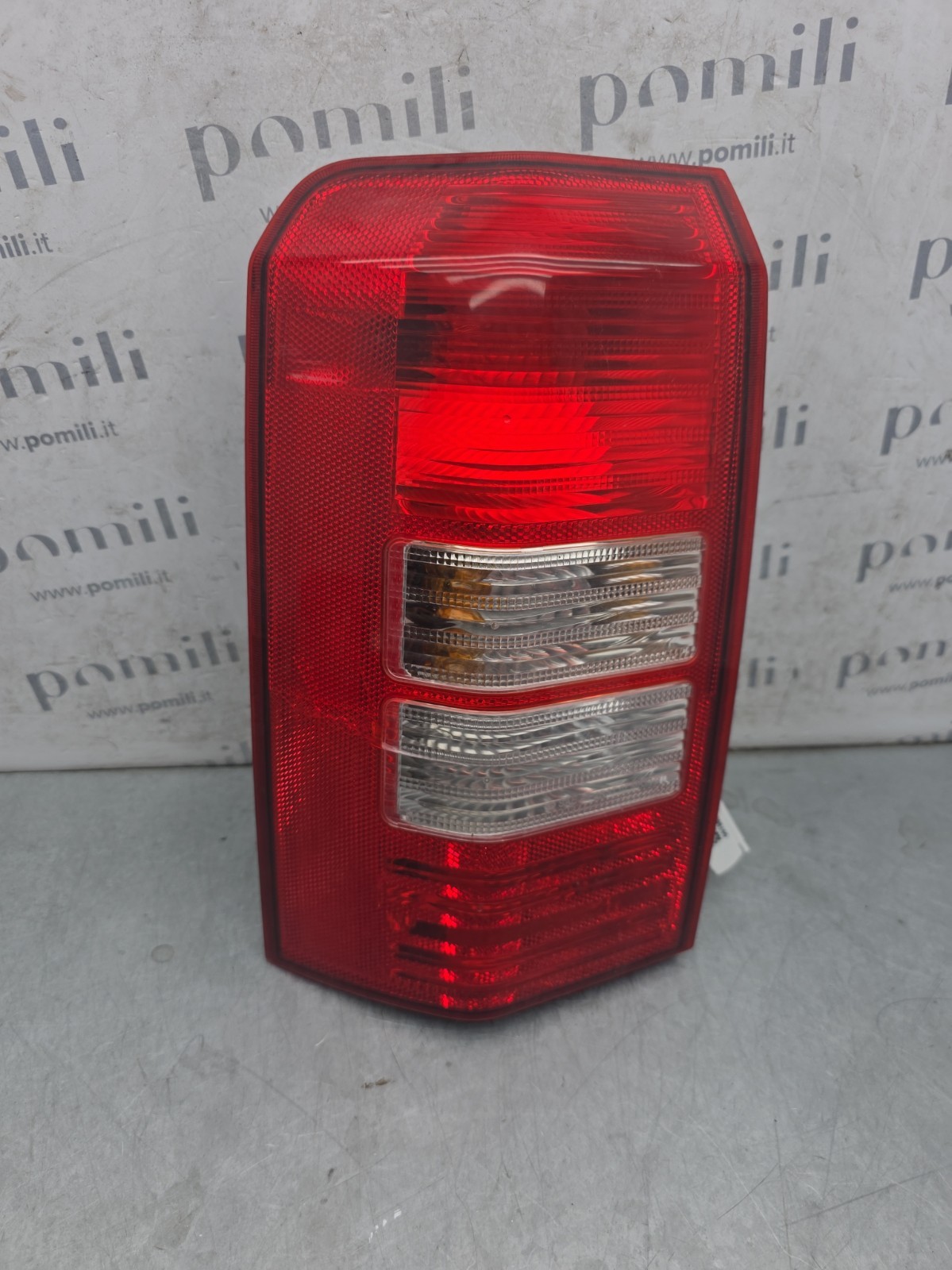 Fanale posteriore sinistro Jeep Patriot (2007-2016) 05116241AC