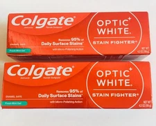 2 Colgate Optic White Stain Fighter Toothpaste Fresh Mint Gel 4.2 oz Exp 3/27