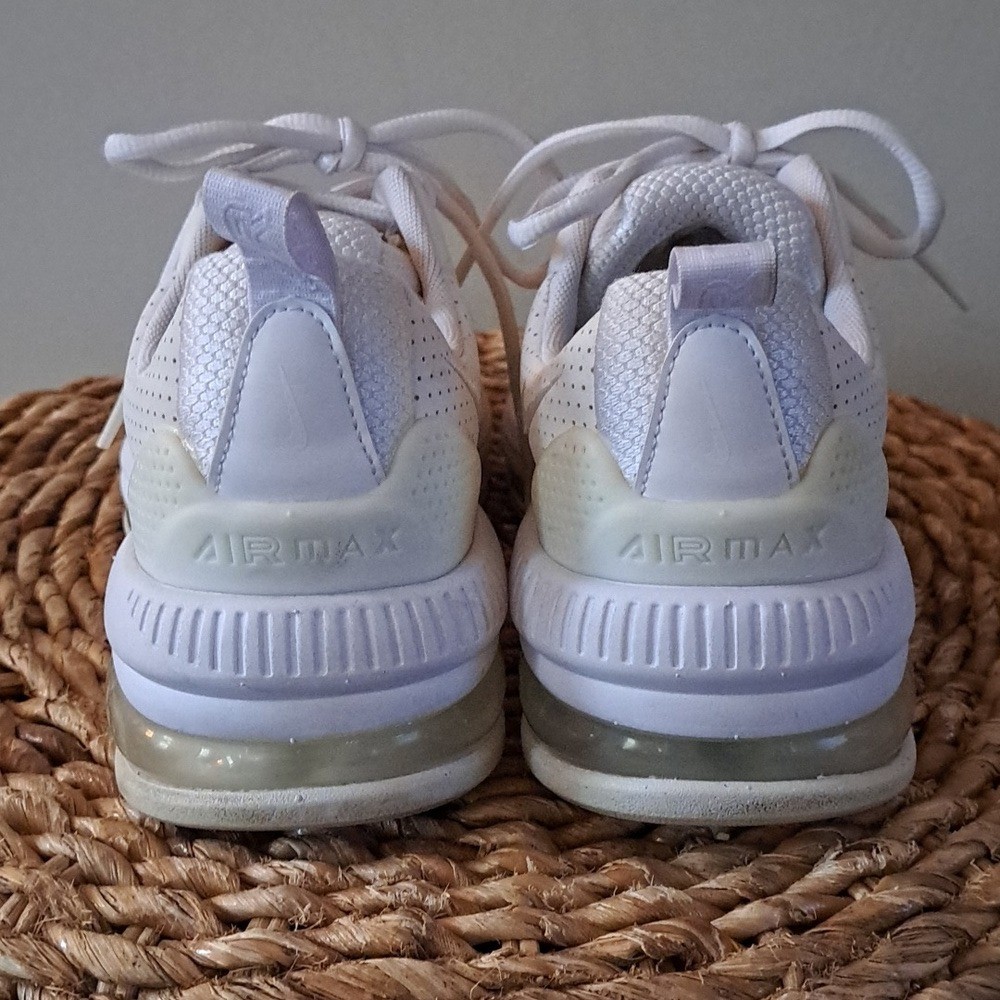 Nike Air Max Youth Genome Triple White Athletic/Gym/Running Sneakers Y6/W8 thumbnail 5