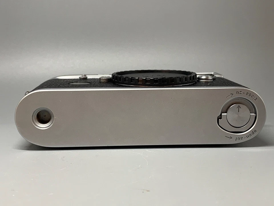 Leica M4 CUERPO Cromo -EXC- `8774 Foto 3 de 3