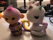 Charlie Lulu Fingerlings Baby Monkey Unicorn Glitter Fuzzy Pink White Purple