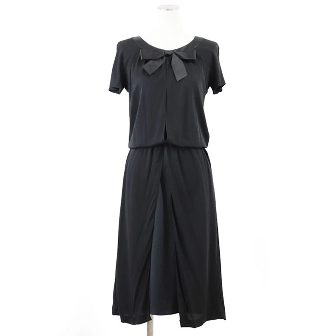 Abito Chanel 02A P19764 Coco Mark Monogram Bottone Charm Nastro Raccolto Drappeggio Sh