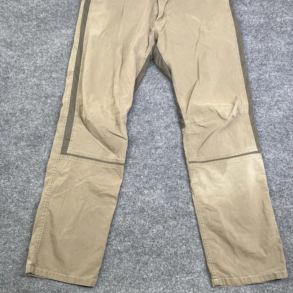 Calça masculina KUHL Radikl 34x32 cáqui elástica caminhada virilha reforçada articulada - Imagem 3 de 4