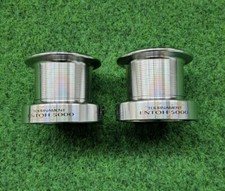 2 bobine di ricambio Daiwa Tournament Entoh 5000 bobine pesca alla carpa carp fishing 