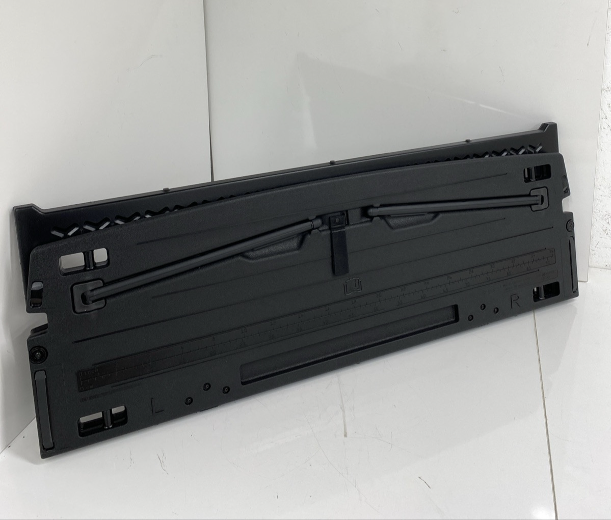門ページ PO#5 Genuine OEM 2021-2024 Ford Bronco Sport Floor Mat Tray M1PZ