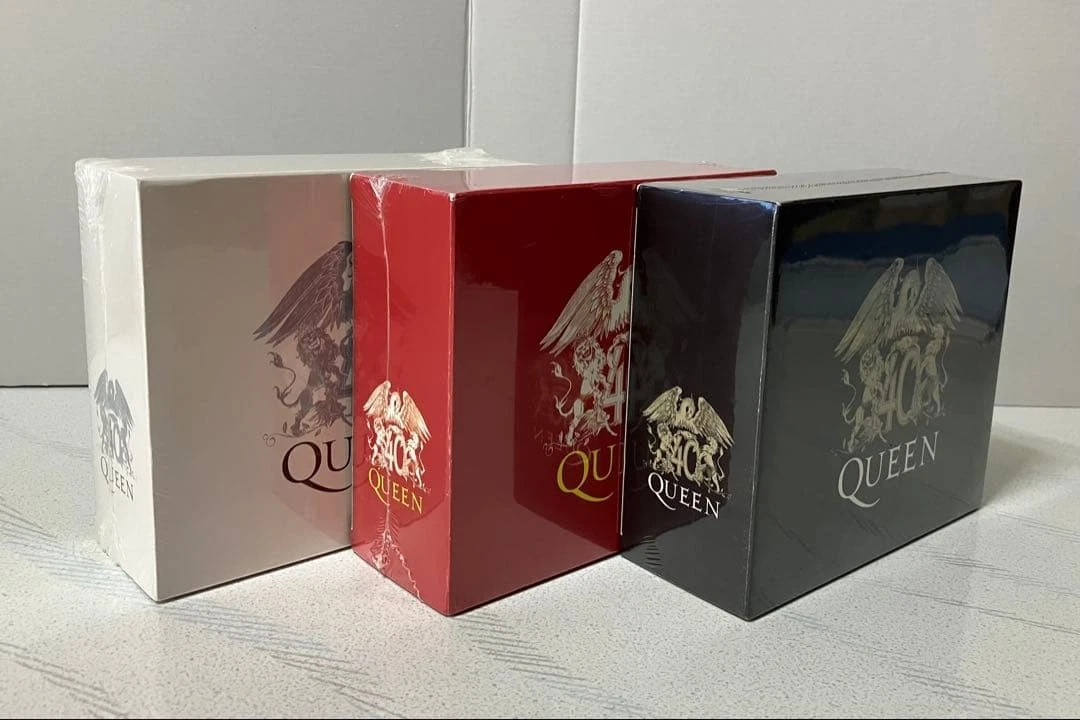 Queen 40 Box for sale - eBay