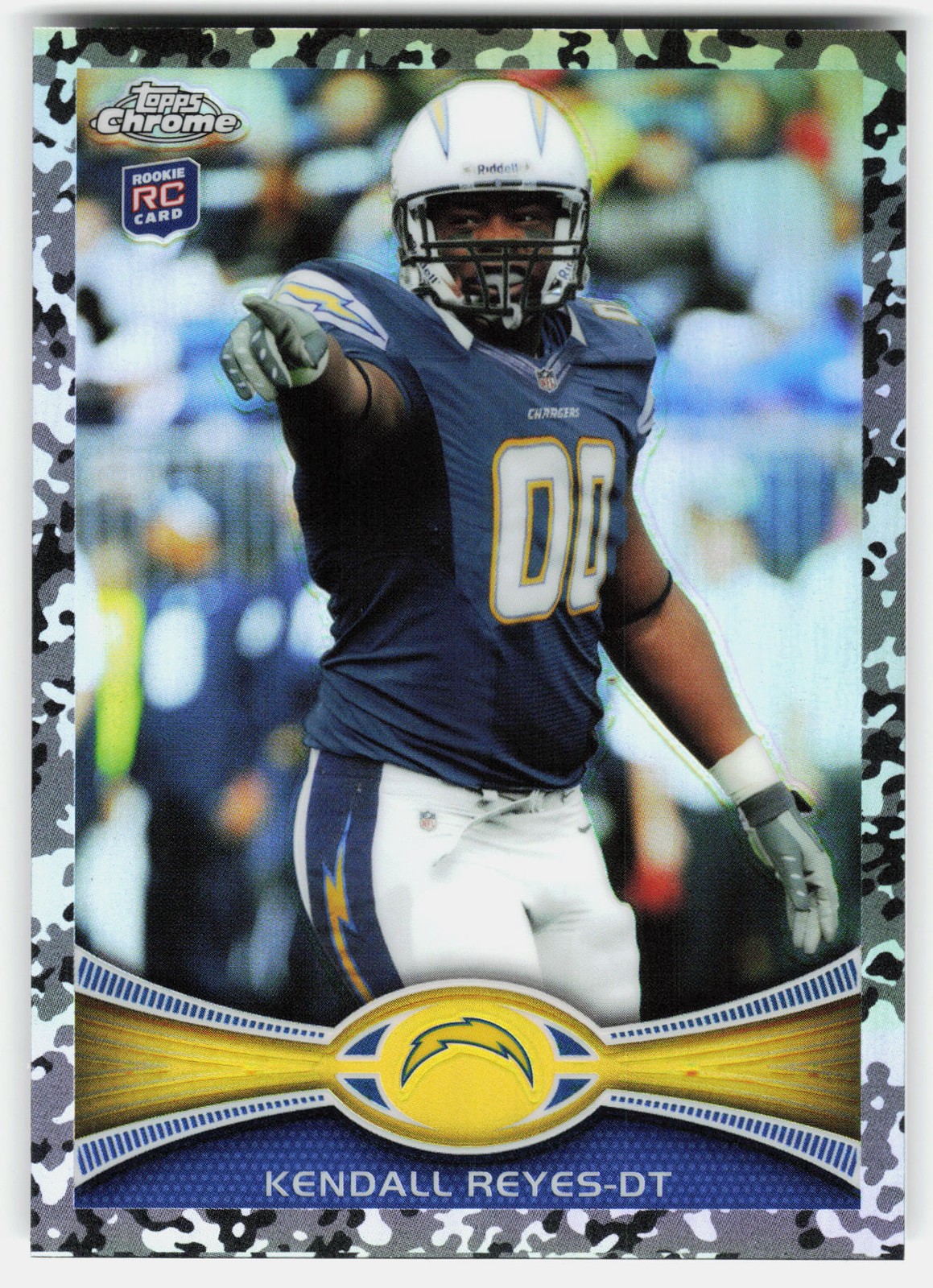 Kendall Reyes Topps Chrome #116 Camo Refractor