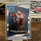 New Listing2017 Panini Donruss - Rated Rookie Patrick Mahomes II #327 (RC)(corners damaged)