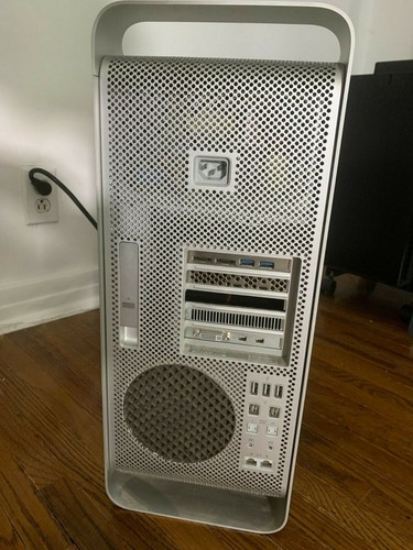 Mac Pro 8-core w/ 480gb SSD & 32gb RAM - Picture 4 of 4