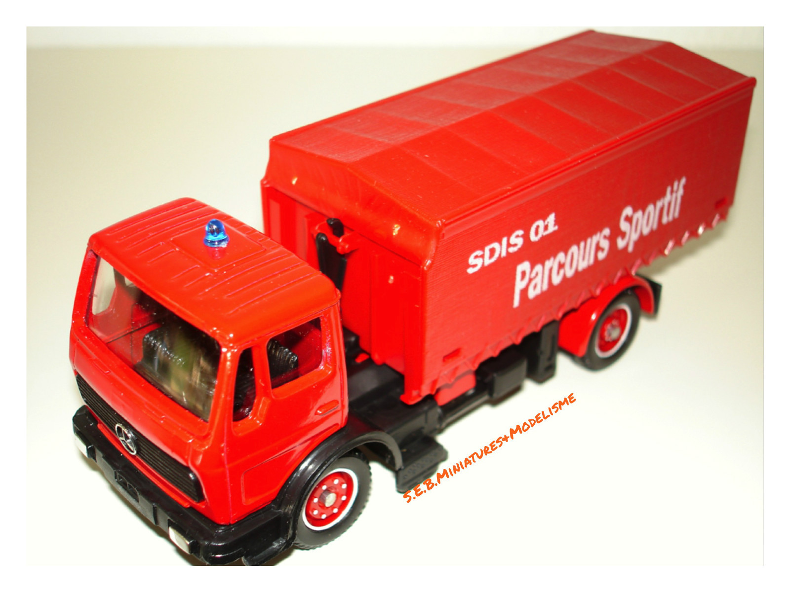 Mercedes-Benz SDIS 01 Parcours Parcours Parcours sportif camion Pompiers 1 50 SOLIDO 25c3d8 Mercedes-Benz SDIS 01 Parcours Parcours Parcours sportif camion Pompiers 1 50 SOLIDO 25c3d8