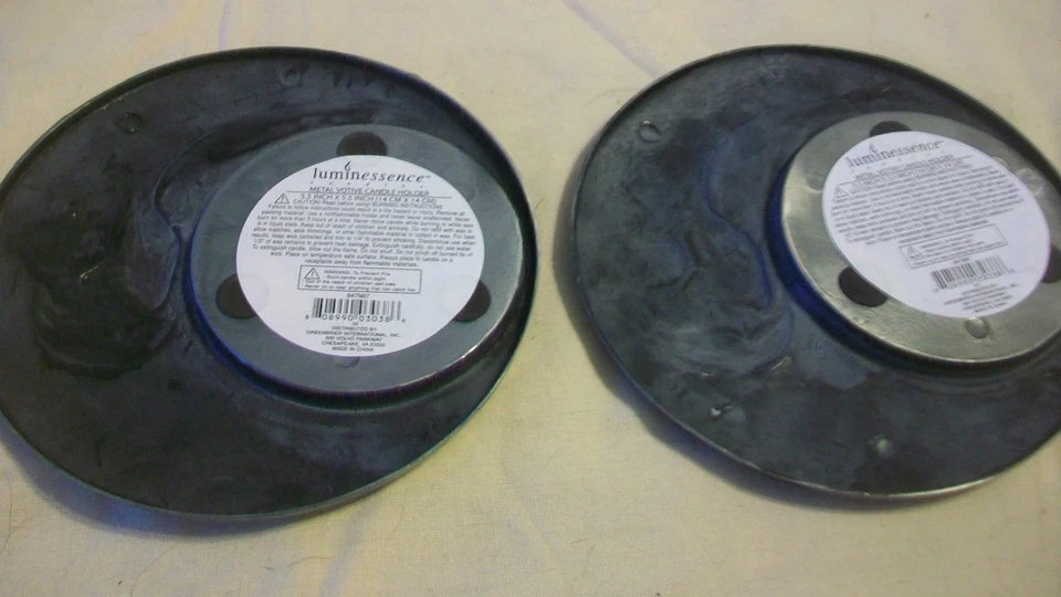 PAR DE CANDELABROS VOTIVOS DE METAL LUMINESSENCE, DISEÑO LUNA Foto 3 de 4