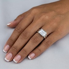 Solitaire Engagement Ring 14K Gold 1.90 Carat Emerald Lab-Grown Diamond F VS2