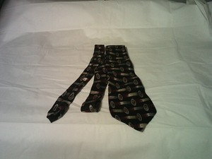Geoffrey Beene Men's Geometric Necktie