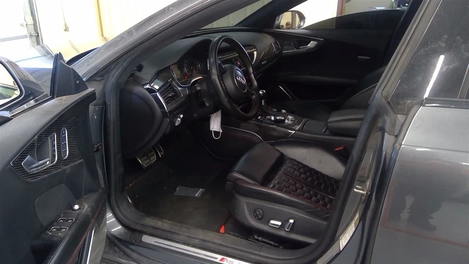 (LOCAL PICKUP ONLY) Passenger Rear Suspension Air Suspension Fits 14-17 AUDI RS7 - Image 2 of 4