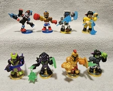 8 Akedo Ultimate Arcade Warrior Ultra Rare Legendary Series 1 Darksting Twinfang