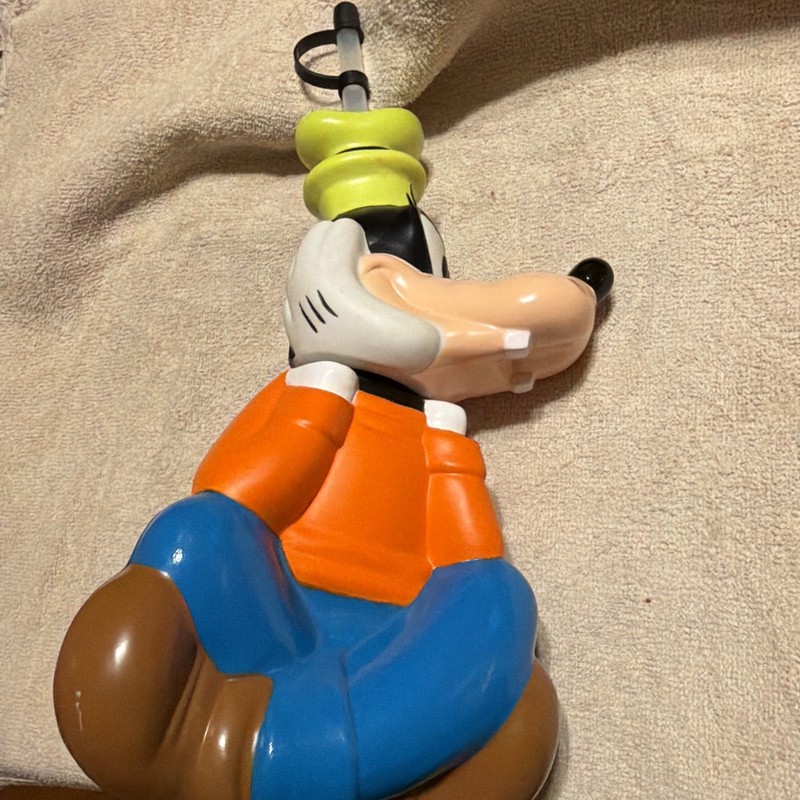 Vintage Disney Goofy "Big Sipper' Water Bottle with Straw w/Cap - One Size