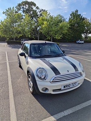 Mini Convertible 2010
