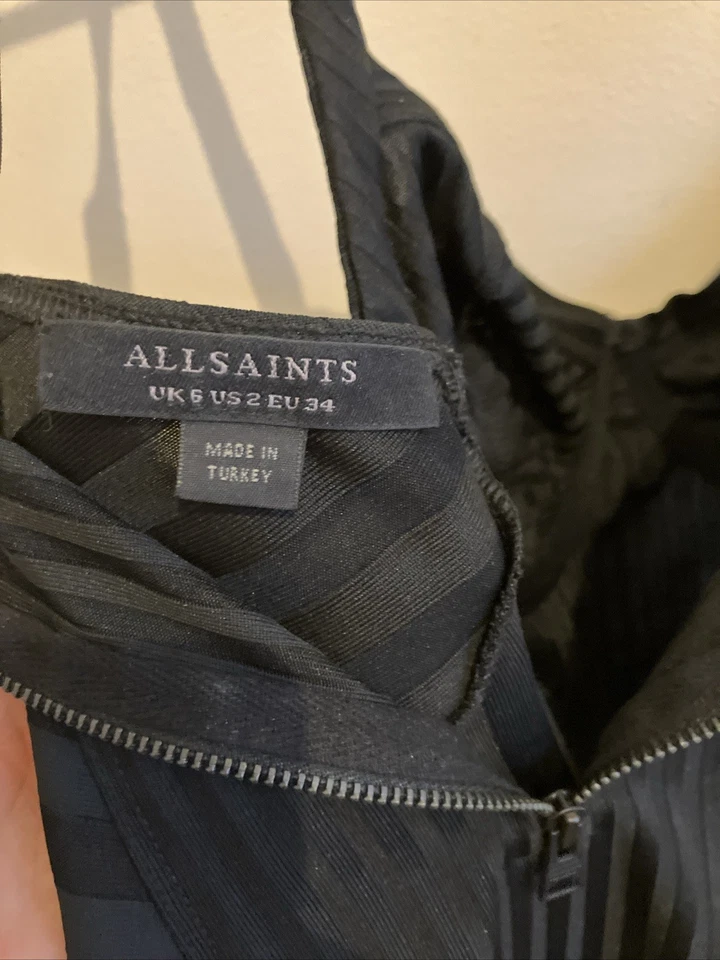 Body acanalado All Saints negro Yuni tanga con aros talla 2 Foto 4 de 4