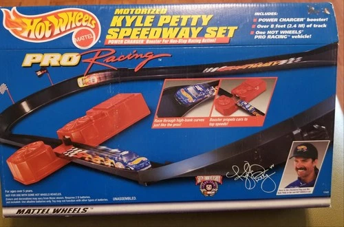 Hot Wheels Motorized Kyle Petty Speedway Set (VINTAGE/RARE)  *READ DESCRIPTION!