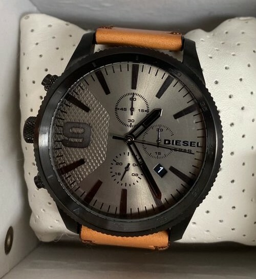 dz4468 diesel watch