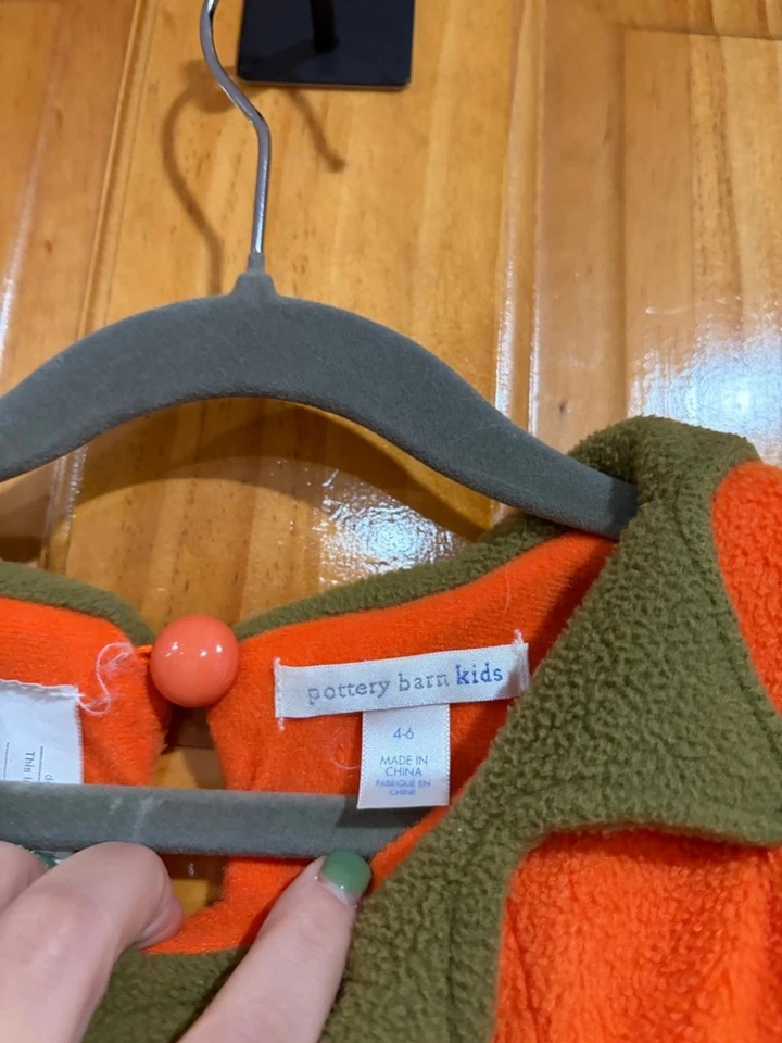 Disfraz de Halloween de calabaza Pottery Barn para niños talla 4-6 traje de peluche Jack O’Lantern Foto 2 de 4