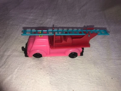 Camion pompiers Lloyd Siku Colombie 1970 plastique - Photo 1/4
