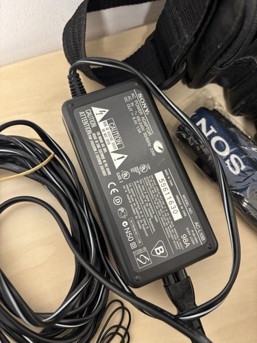 Sony Handycam CCD-TR511E Camcorder - 8mm Video Camera Recorder 72x Zoom - Bild 6 von 20