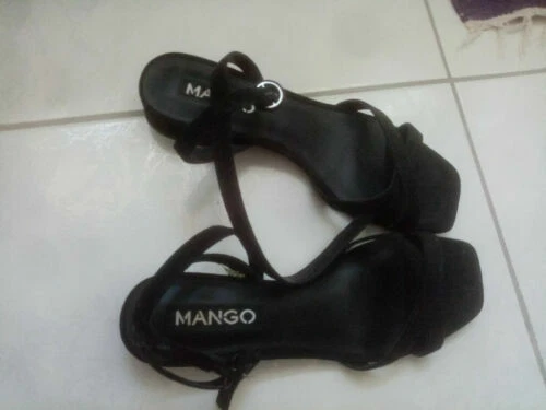 Sandales et tongues Mango pour femme