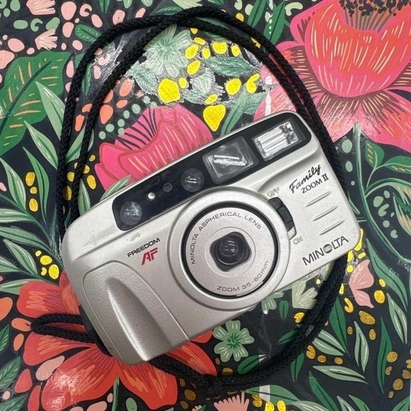 Minolta 110 Zoom 35 mm Film Cameras for sale | eBay