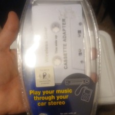 Wireless Gear G0243 Cassette Adapter White Stereo Output for iPhone, iPod, MP3