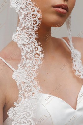 One Layer Spanish Style Soft Tulle Chantilly Eyelash Lace Edge Mantilla Wedding