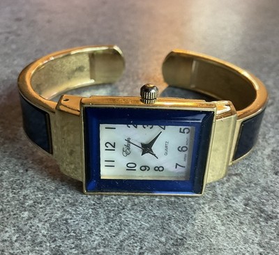 Vintage Eikon Womens Watch 21mm Gold Tone Case MOP Dial W/Blue Accents A3