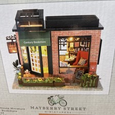 Mayberry Street Miniatures DIY Century Bookstore Doll House Kit 1:24 1969955