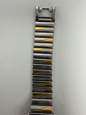 Pulsar V400-5990 New Battery Rare Ladies Watch 19MM 7\