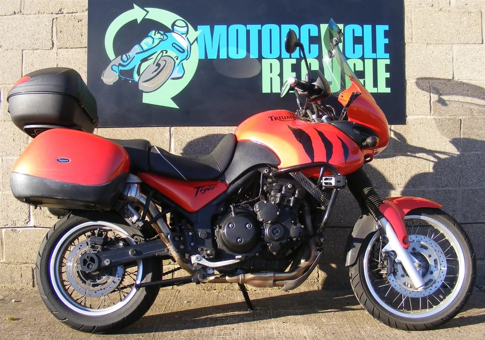 Manguera de freno trasera Triumph Tiger 955 2001 2002 2003 2004 2005 2006 955i A751 Foto 3 de 4