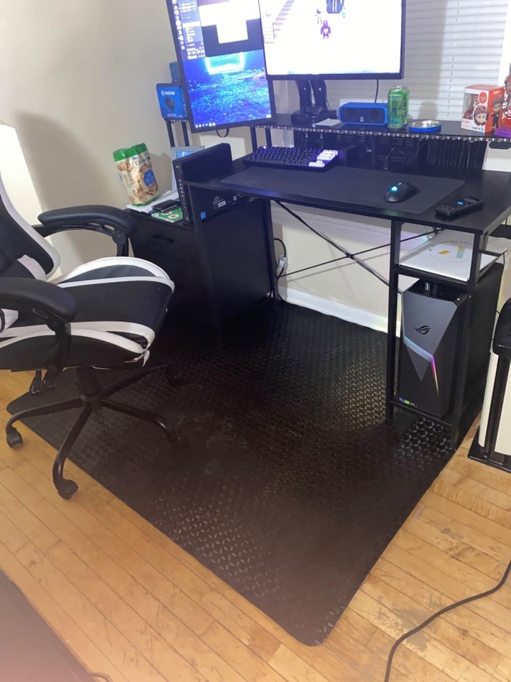 Vicwe Office Chair Mat for Hardwood Floor, 63" x 51" Large Office Chair