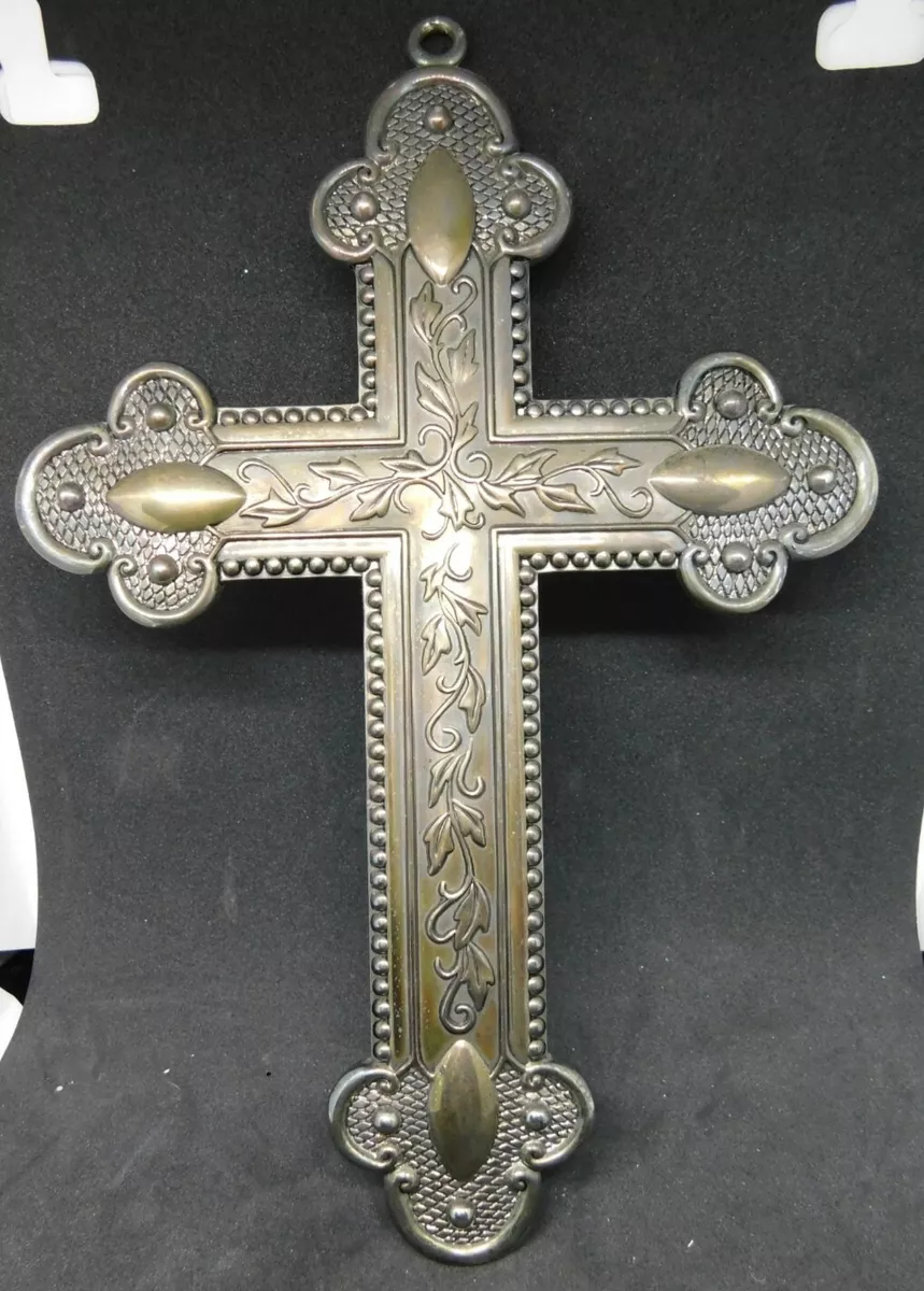 The entertainer silver clearance cross