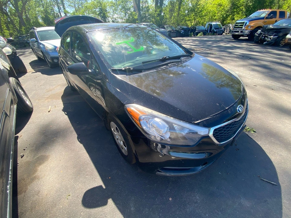 Used Air Cleaner Assembly fits: 2016 Kia Forte 2.0L California emissions Grade B — 第 3/4 张图片