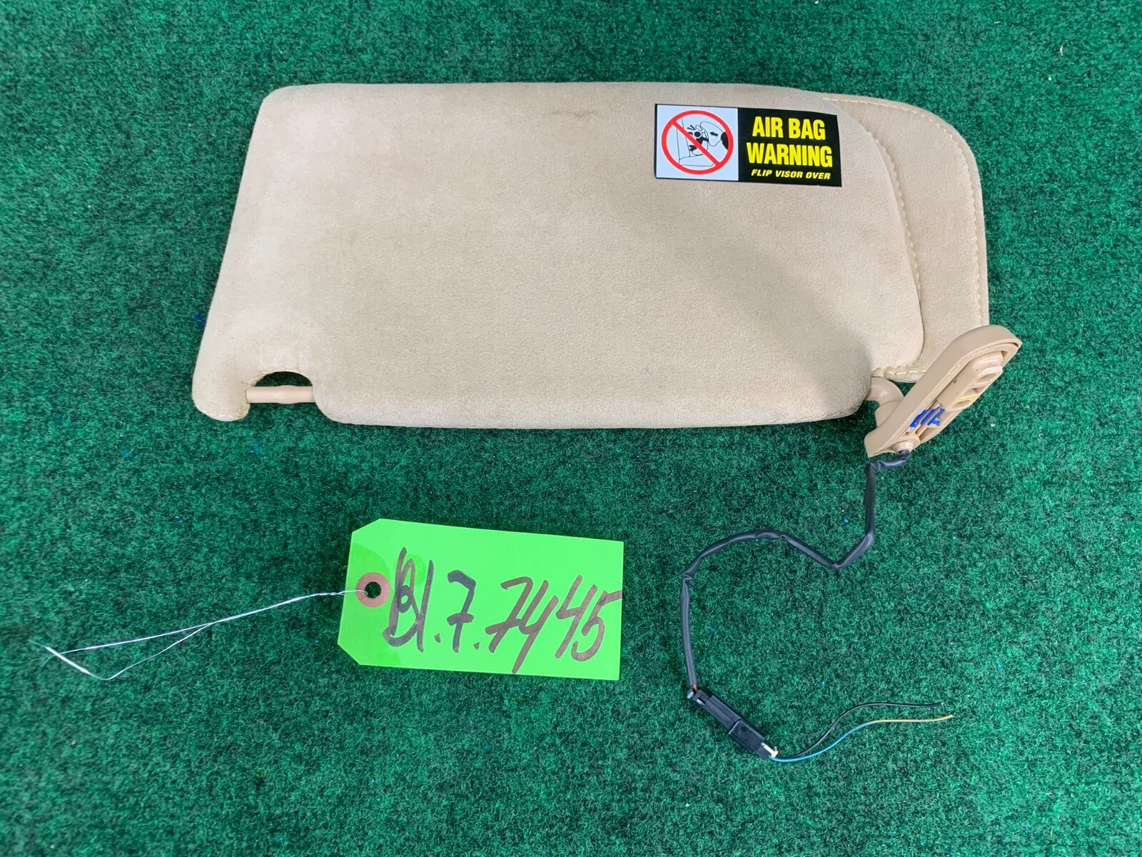 🛑 03-18 Maserati Quattroporte S Right Passenger Side Sun Visor Shade Suede OEM