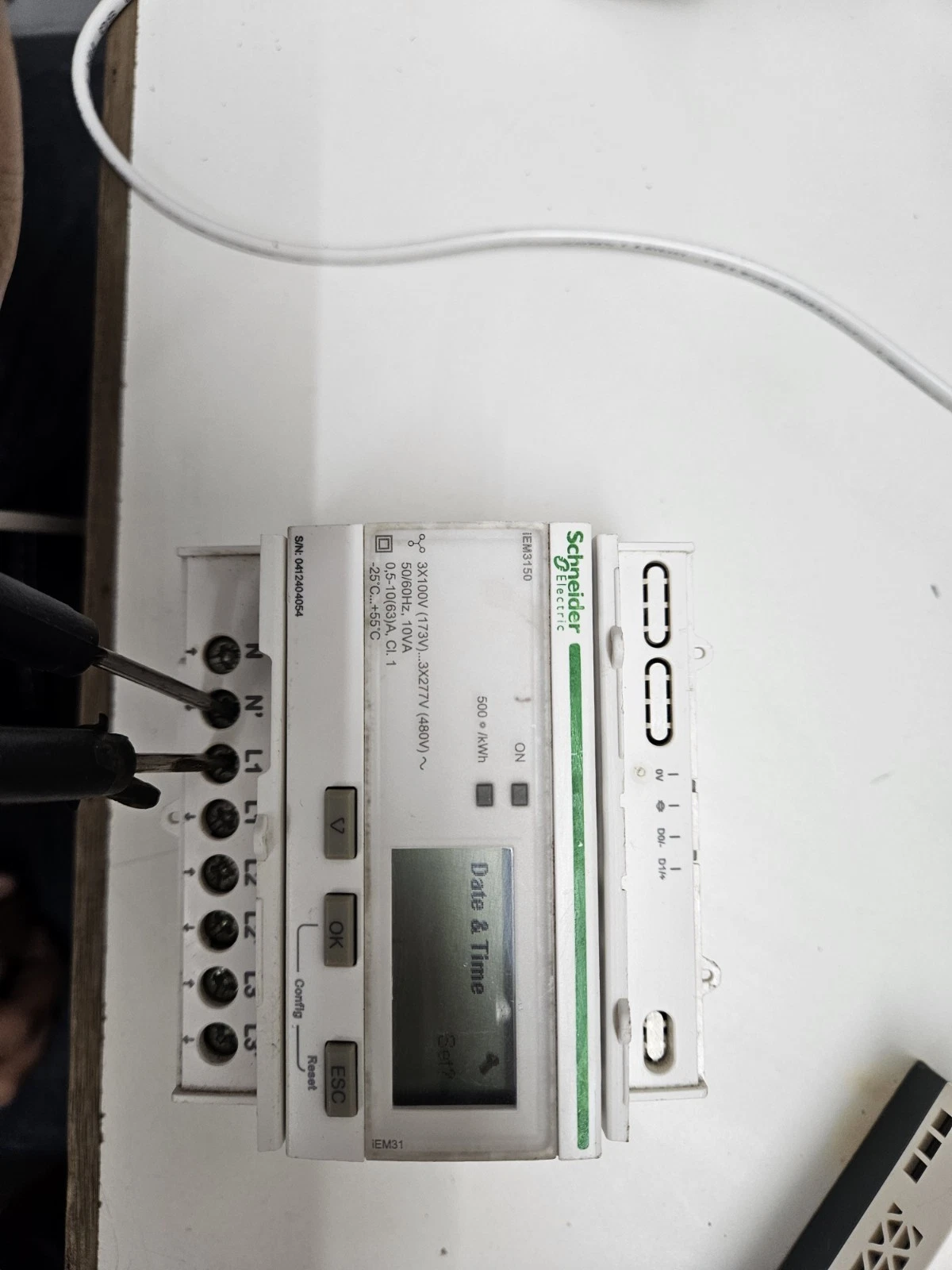 SCHNEIDER ELECTRIC A9MEM3150 (iEM3150) Used Working Acti9 iEM3000 Energy Meter