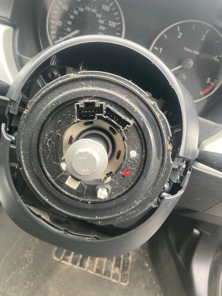 Bmw 320 Clock Spring - Image 2 of 2