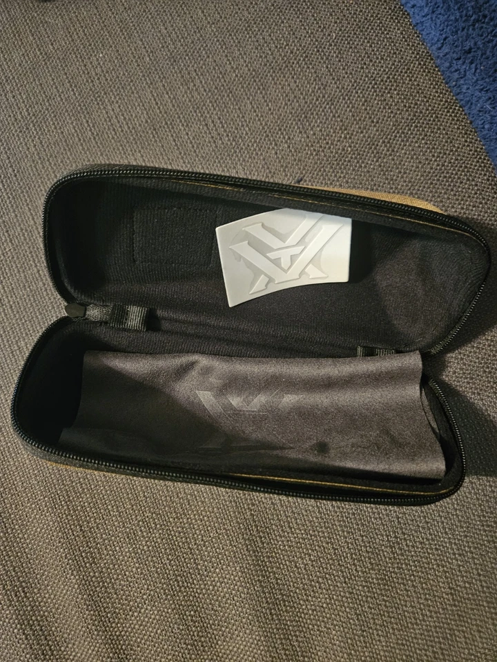 Gafas de sol Vortex Optics chacal protección UV polarizadas clasificación balística azul Foto 3 de 4