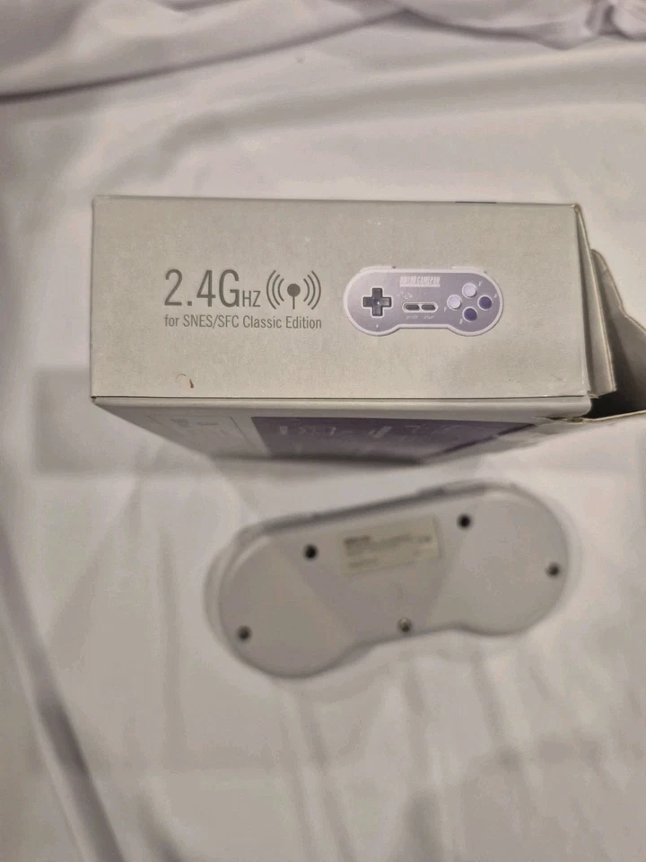 8Bitdo SN30 2.4G Wirelesss Gamepad for SNES/SFC Classic Edition Open Box - Image 4 of 4