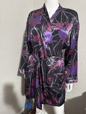 Victoria's Secret Satin Kimono Robe One Size Floral V-Neck Tie Belt Black