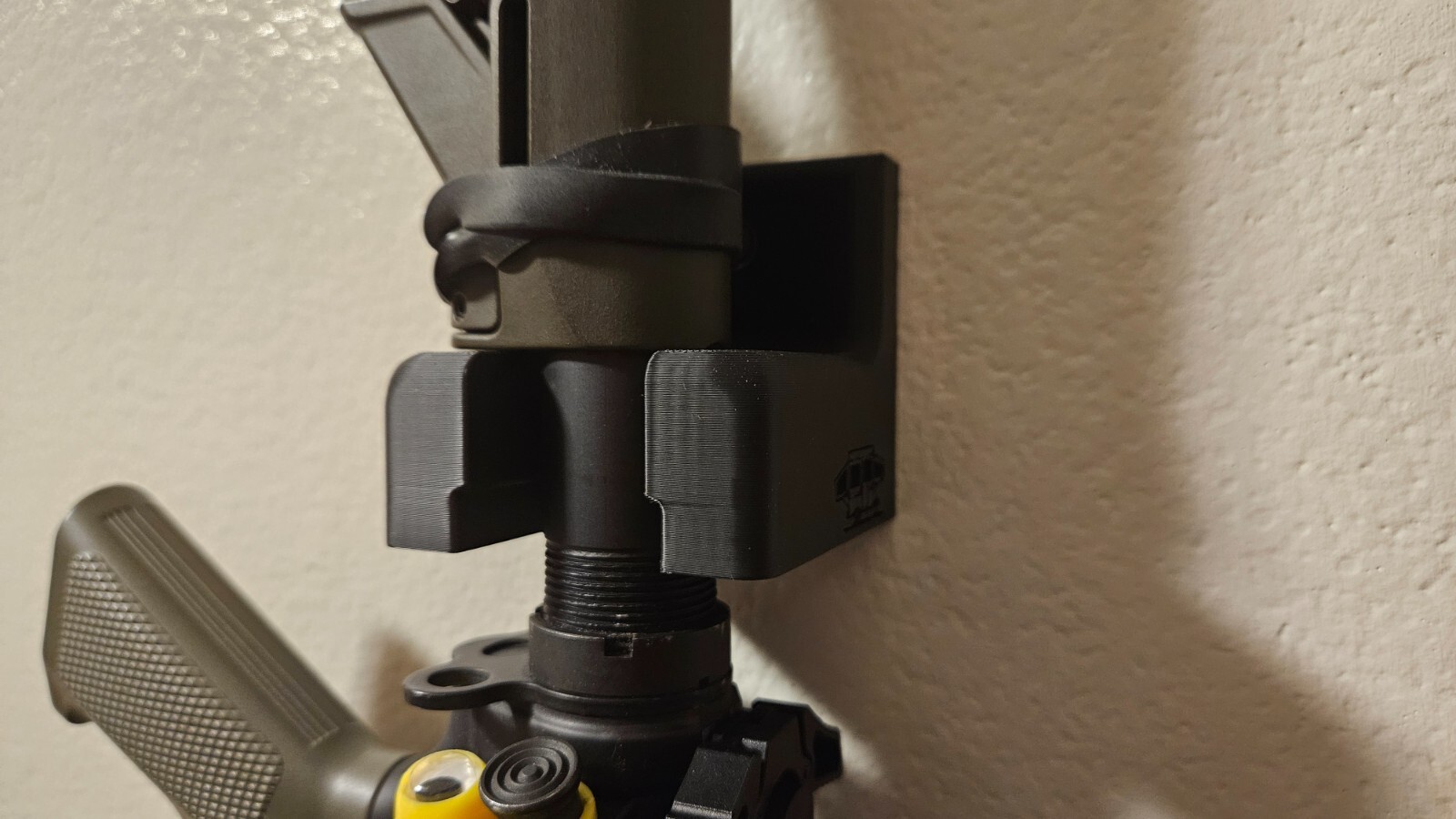 Gun Wall Mount for 223 5.56 Rifle - vertical mount