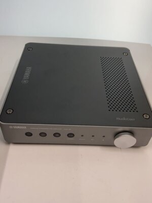 Yamaha WXC-50 MusicCast Zone Preamplifier Color Black Excellent