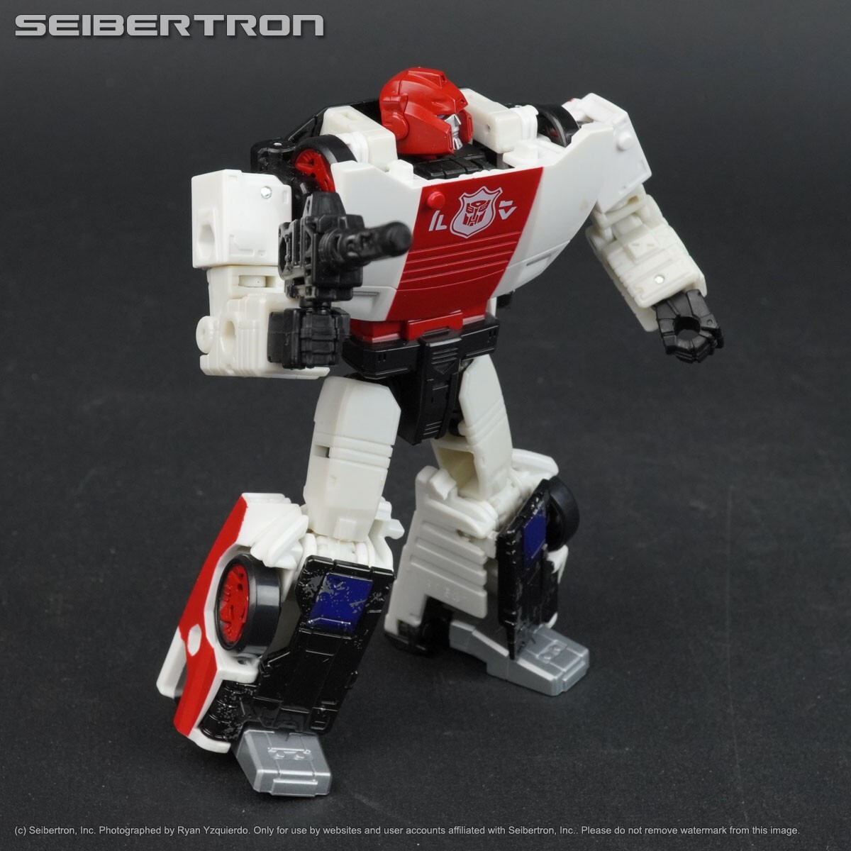 トランスフォーマー War for Cybertron RED ALERT 81Gm7RaNPNL._UF350,350_QL50_.jpg